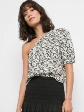 NWT Rails Jayla One Shoulder Crop Top XS Tiger Print
